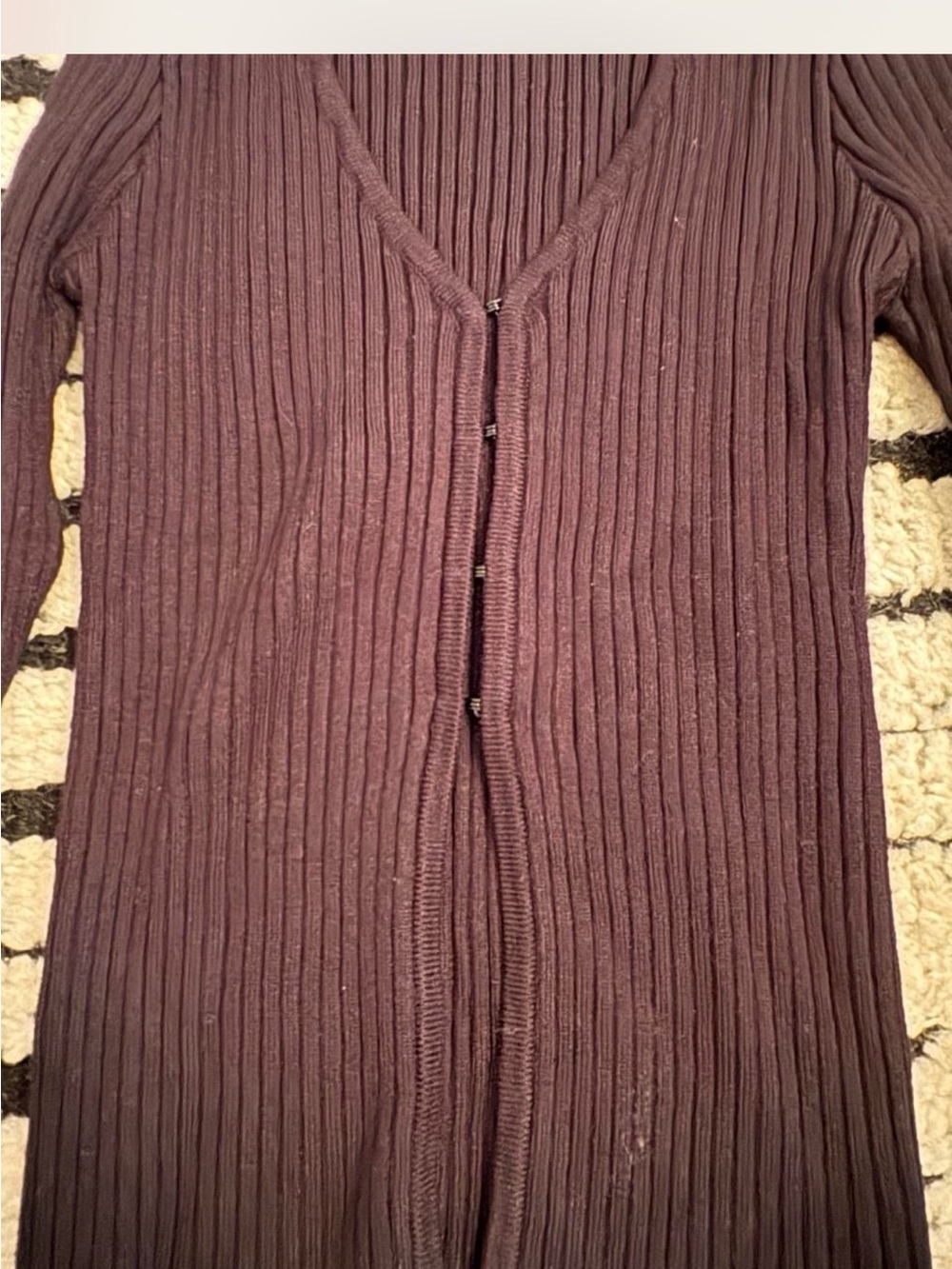 RE/DONE Ribbed V-Neck Button Cardigan — black - Picture 3 of 4